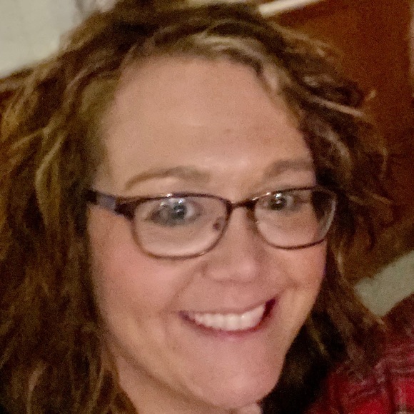 Meet your Posher, Sara - Picture 1 of 1